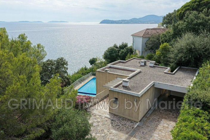 Image No.4-8 Bed House for sale