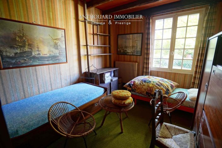 Image No.20-6 Bed House for sale