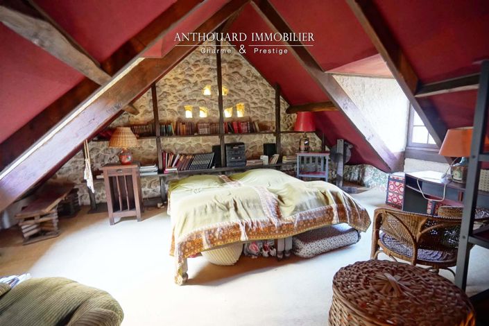 Image No.27-6 Bed House for sale