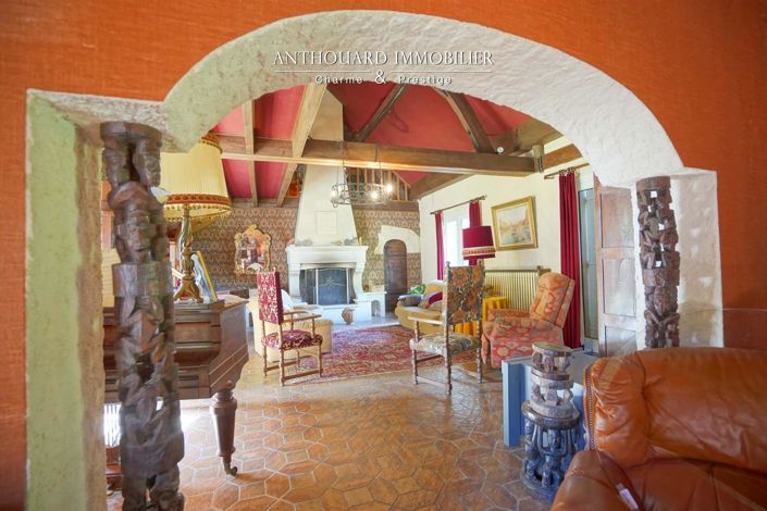 Image No.33-6 Bed House for sale