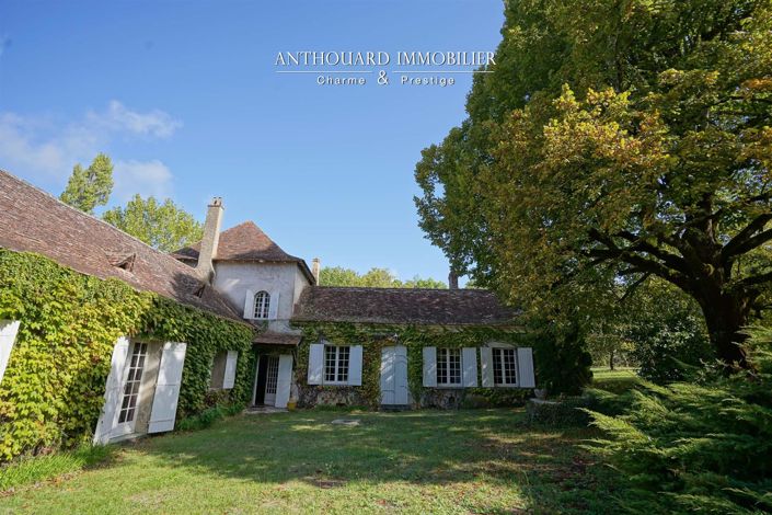 Image No.5-6 Bed House for sale