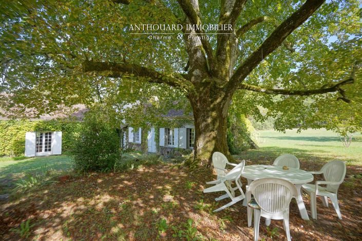 Image No.7-6 Bed House for sale