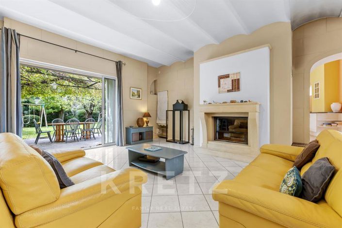 Image No.4-5 Bed House for sale