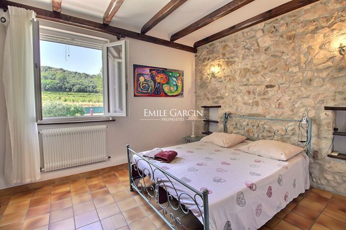 Image No.9-4 Bed House for sale