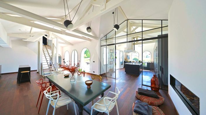 Image No.3-4 Bed Property for sale