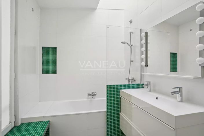 Image No.15-Maison de 4 chambres à vendre à Paris