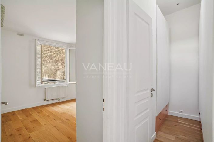 Image No.16-Maison de 4 chambres à vendre à Paris