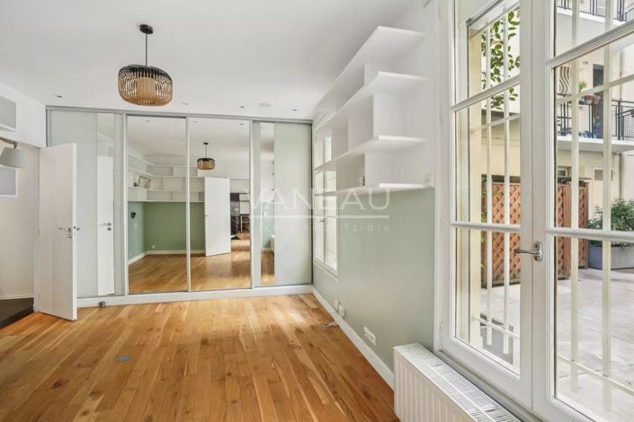 Image No.2-Maison de 4 chambres à vendre à Paris