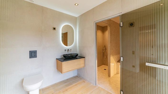 Image No.13-5 Bed House for sale