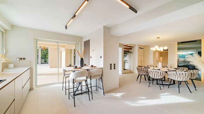 Image No.13-5 Bed House for sale