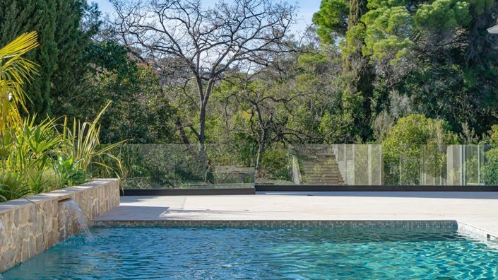 Image No.19-5 Bed House for sale