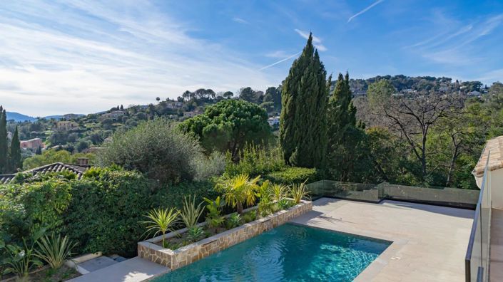 Image No.22-5 Bed House for sale