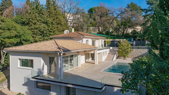 Image No.24-5 Bed House for sale