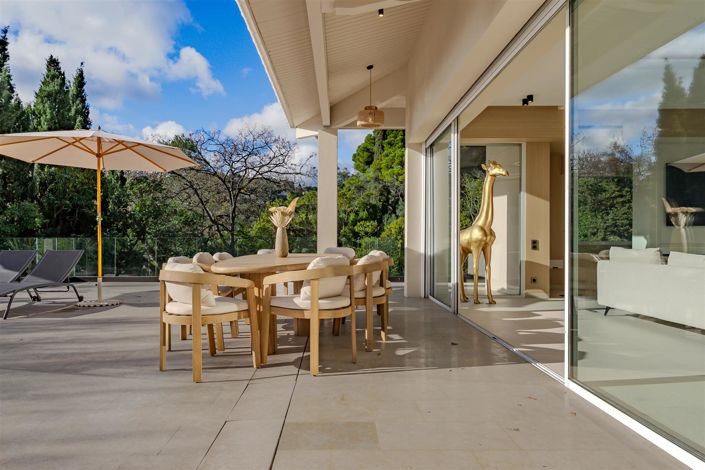 Image No.3-5 Bed House for sale