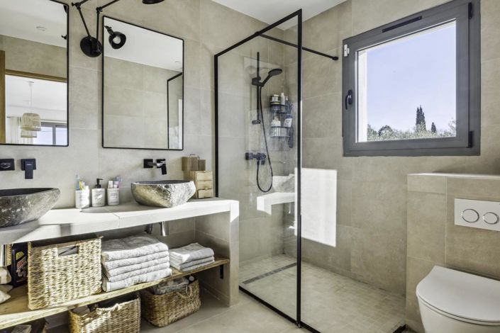 Image No.16-5 Bed House for sale