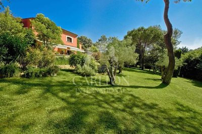 Maison de 4 chambres à vendre à Mougins