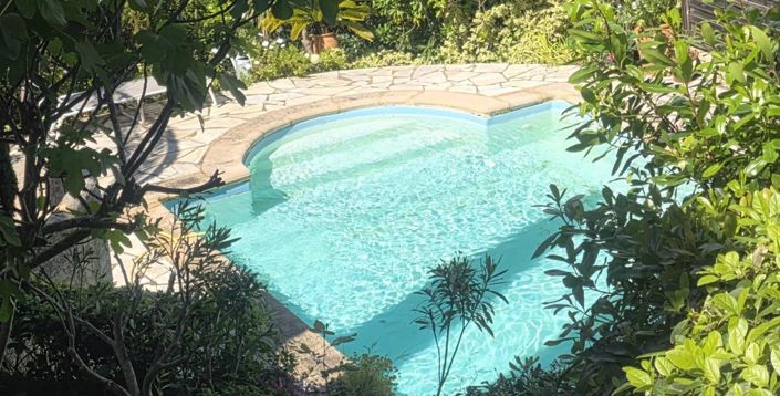 Image No.10-3 Bed House for sale