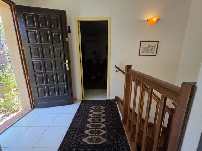 Image No.7-3 Bed House for sale