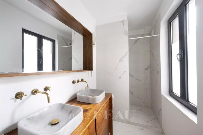 Image No.10-Maison de 7 chambres à vendre à Paris