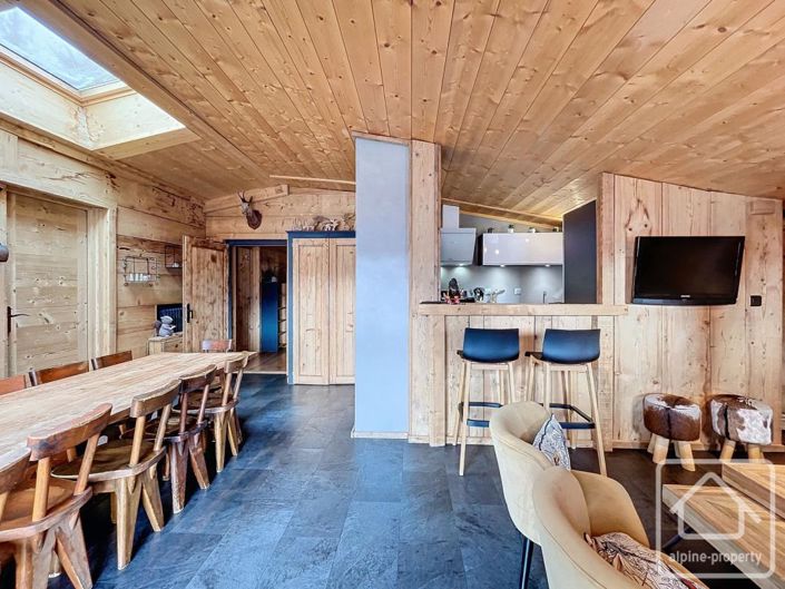 Image No.29-14 Bed Property for sale