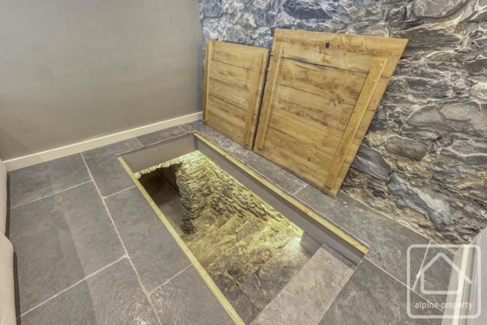 Image No.20-2 Bed Property for sale