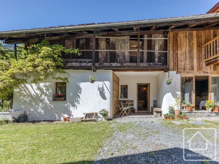 Image No.3-2 Bed Property for sale