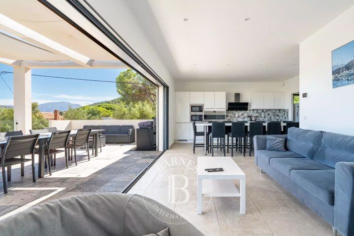 Image No.7-Maison de 6 chambres à vendre à Calvi