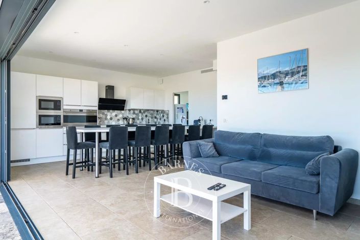 Image No.8-Maison de 6 chambres à vendre à Calvi