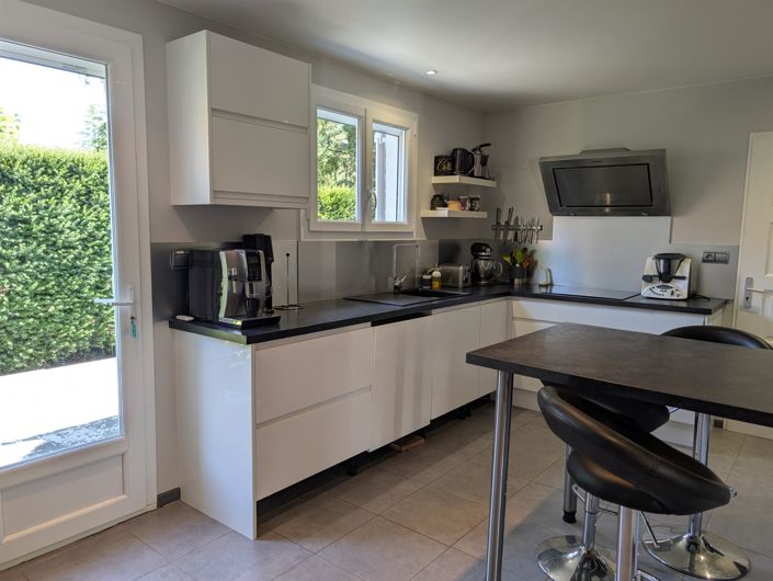 Image No.14-4 Bed House for sale