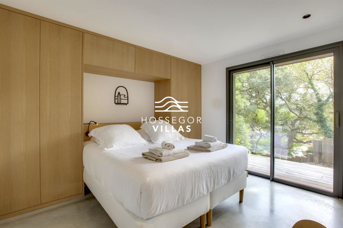 Image No.19-4 Bed House for sale