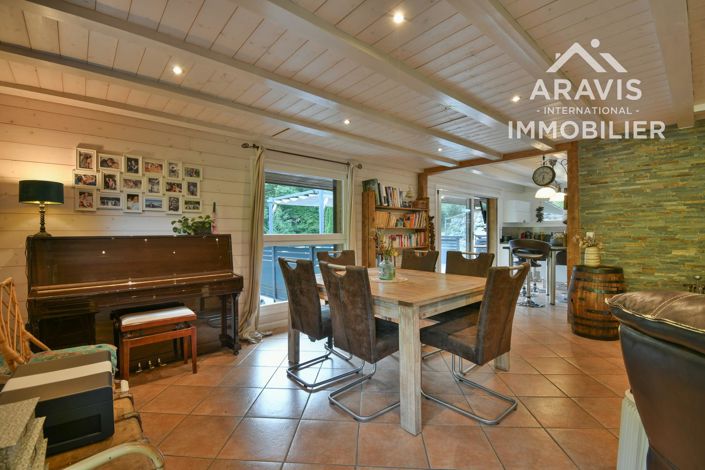 Image No.12-4 Bed House for sale