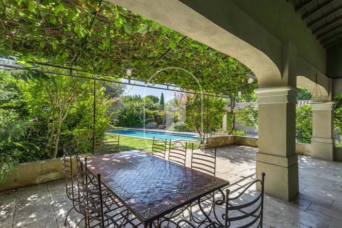 Image No.1-5 Bed House for sale