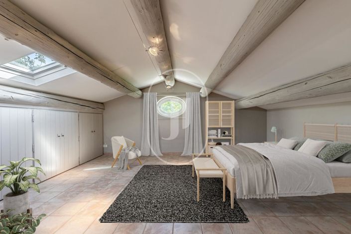 Image No.7-5 Bed House for sale