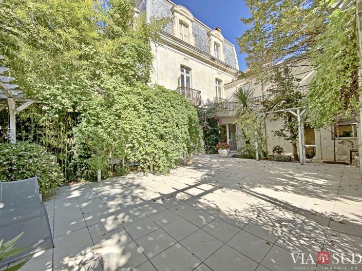 Image No.11-6 Bed Property for sale