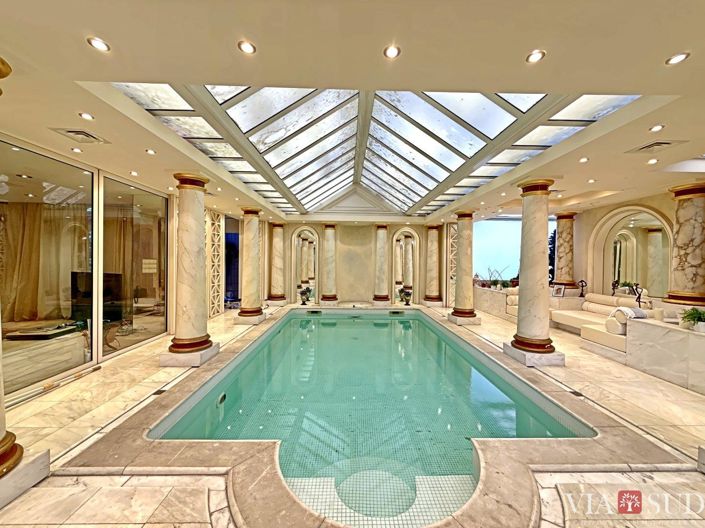 Image No.4-6 Bed Property for sale