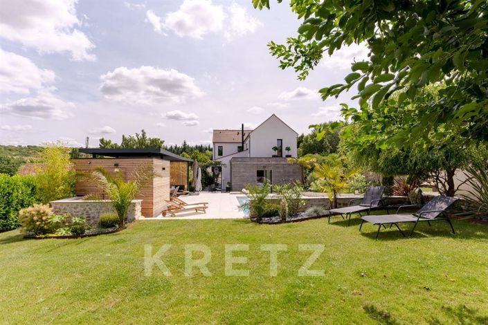 Image No.13-6 Bed House for sale