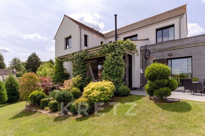 Image No.19-6 Bed House for sale