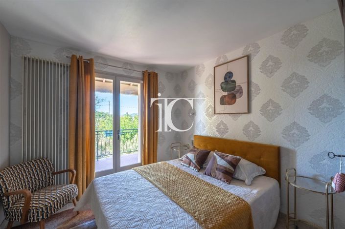 Image No.14-4 Bed House for sale