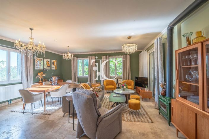 Image No.5-4 Bed House for sale