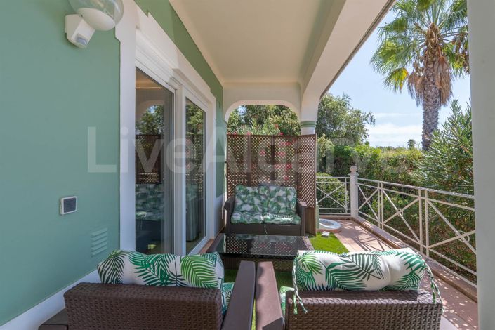 Image No.21-4 Bed House for sale