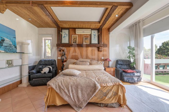 Image No.47-4 Bed House for sale