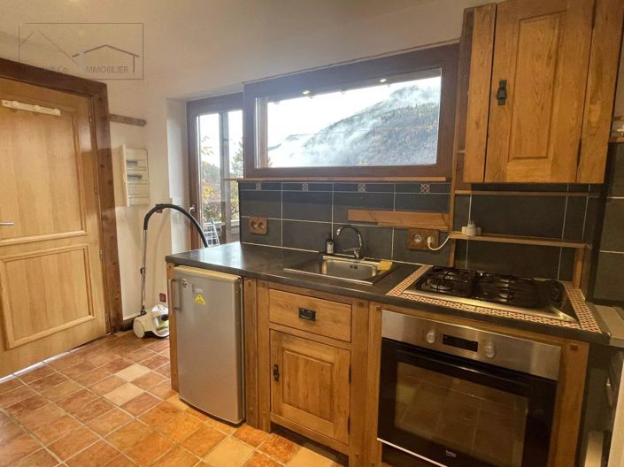 Image No.5-1 Bed House for sale