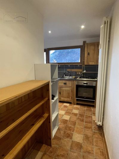 Image No.6-1 Bed House for sale