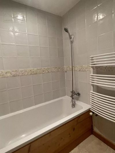 Image No.7-1 Bed House for sale