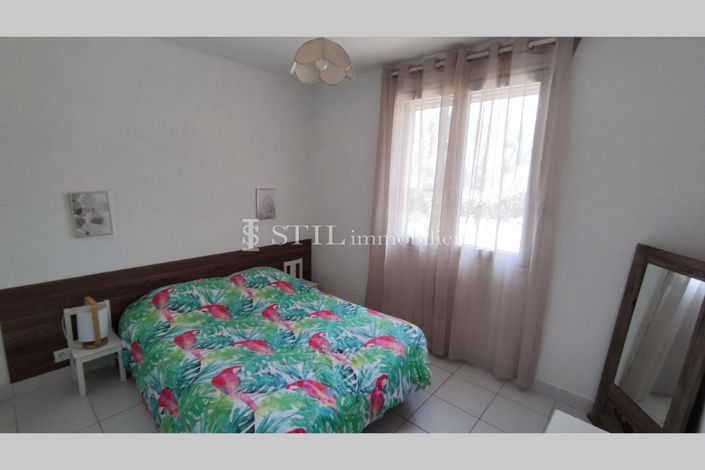 Image No.5-3 Bed House for sale