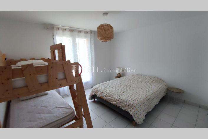 Image No.7-3 Bed House for sale