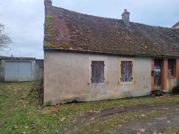 1 - Issy-l'Évêque, Maison