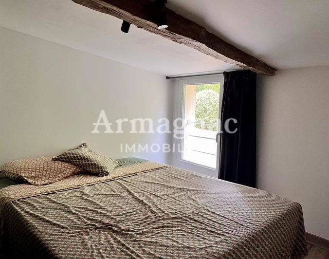 Image No.22-3 Bed House for sale