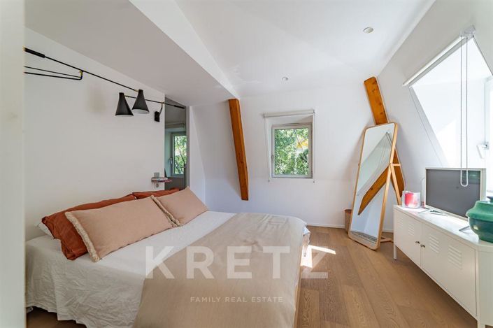 Image No.11-6 Bed House for sale