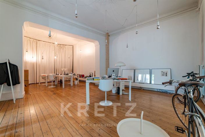 Image No.18-6 Bed House for sale